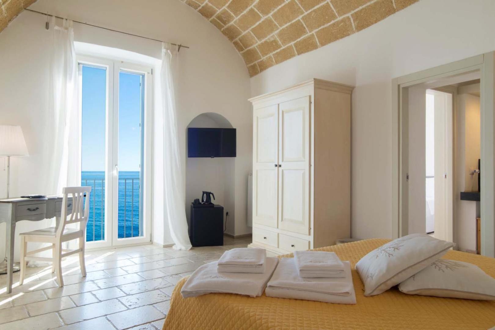 Finestra Sul Mare
