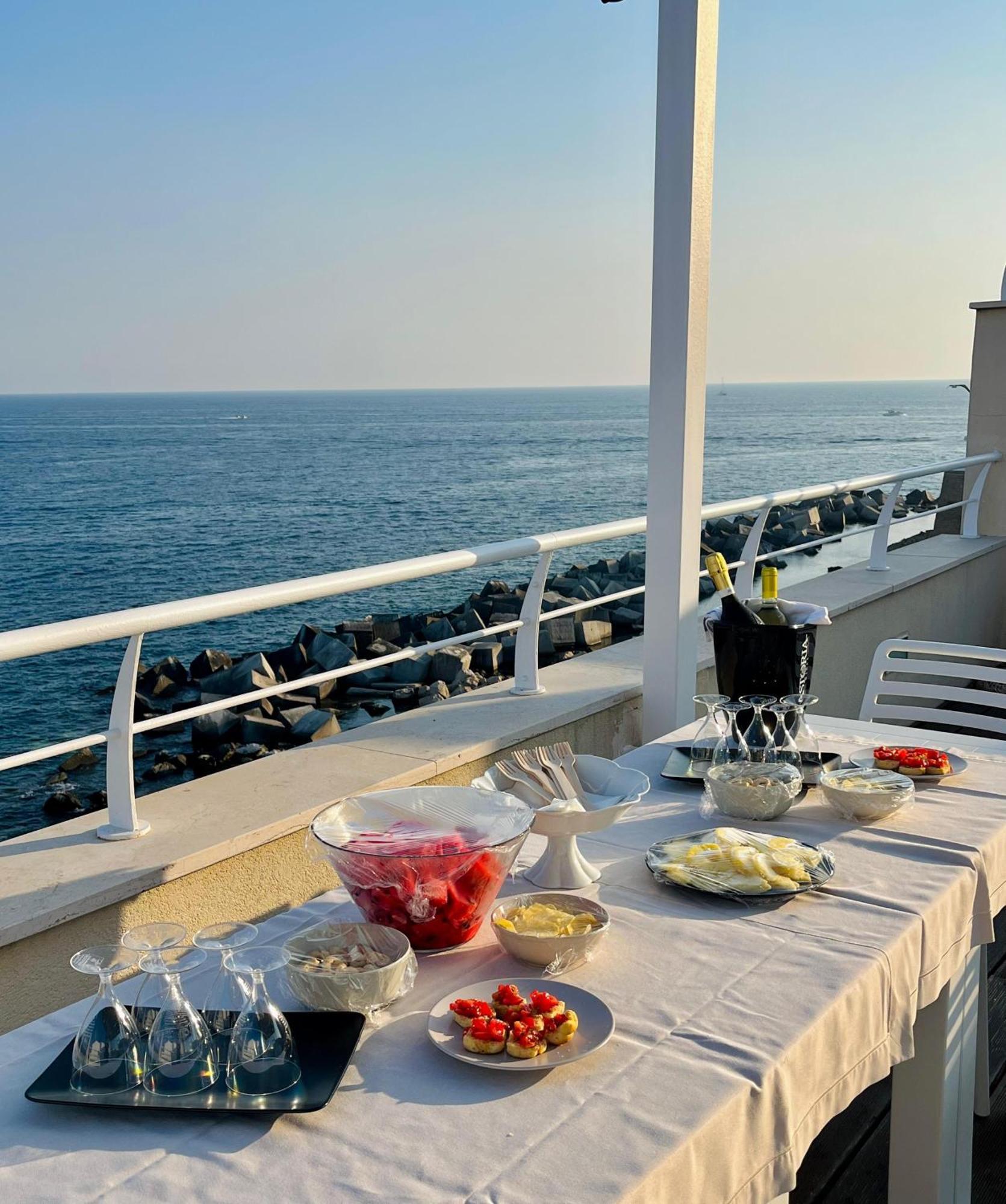 Finestra Sul Mare